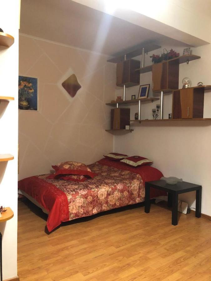Charming Quiet Studio Coltea Old Town In The Centre Of Bukarest Exteriör bild