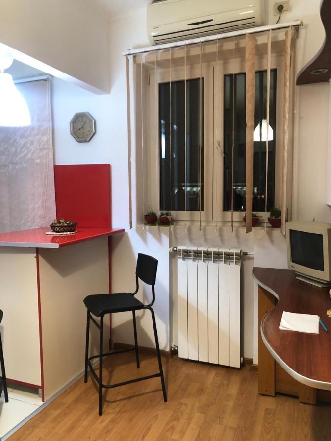 Charming Quiet Studio Coltea Old Town In The Centre Of Bukarest Exteriör bild
