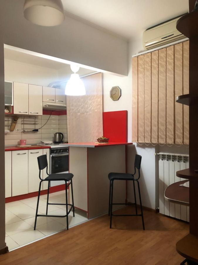 Charming Quiet Studio Coltea Old Town In The Centre Of Bukarest Exteriör bild