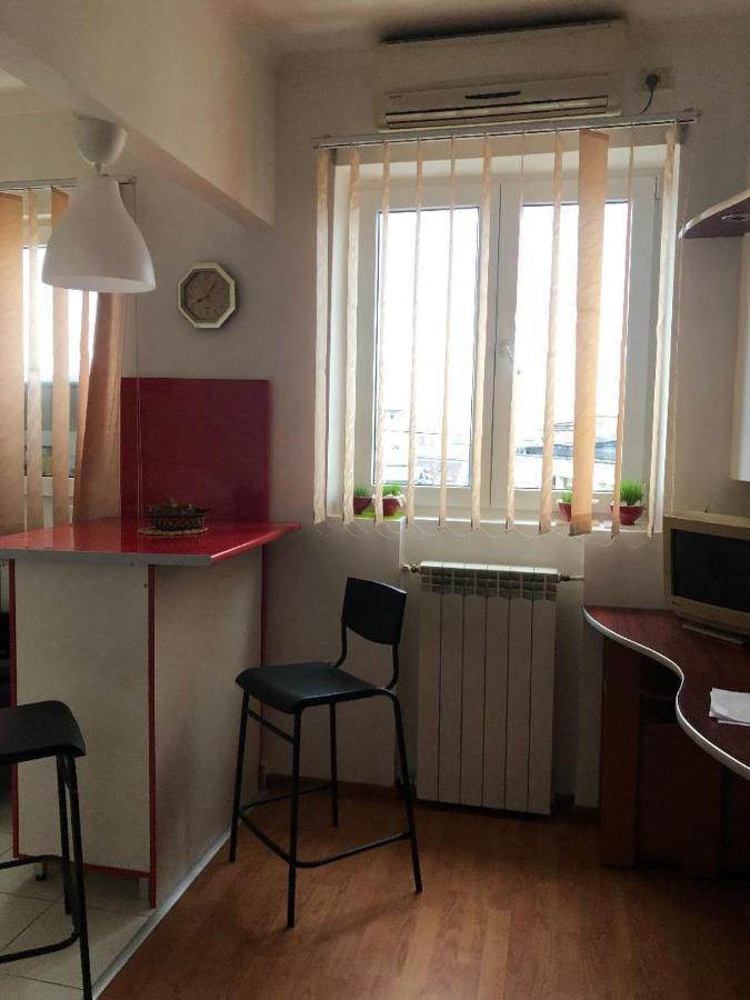 Charming Quiet Studio Coltea Old Town In The Centre Of Bukarest Exteriör bild