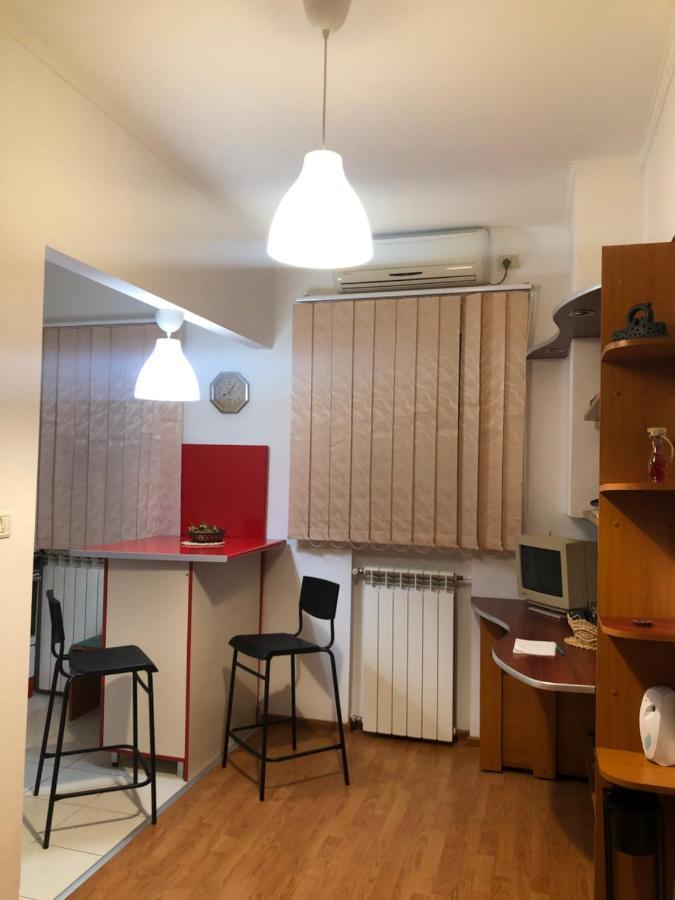 Charming Quiet Studio Coltea Old Town In The Centre Of Bukarest Exteriör bild